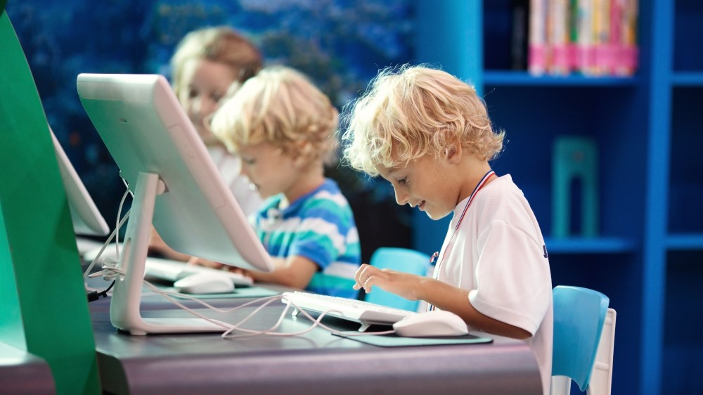 Farvel til SkoleIntra, goddag til Aula